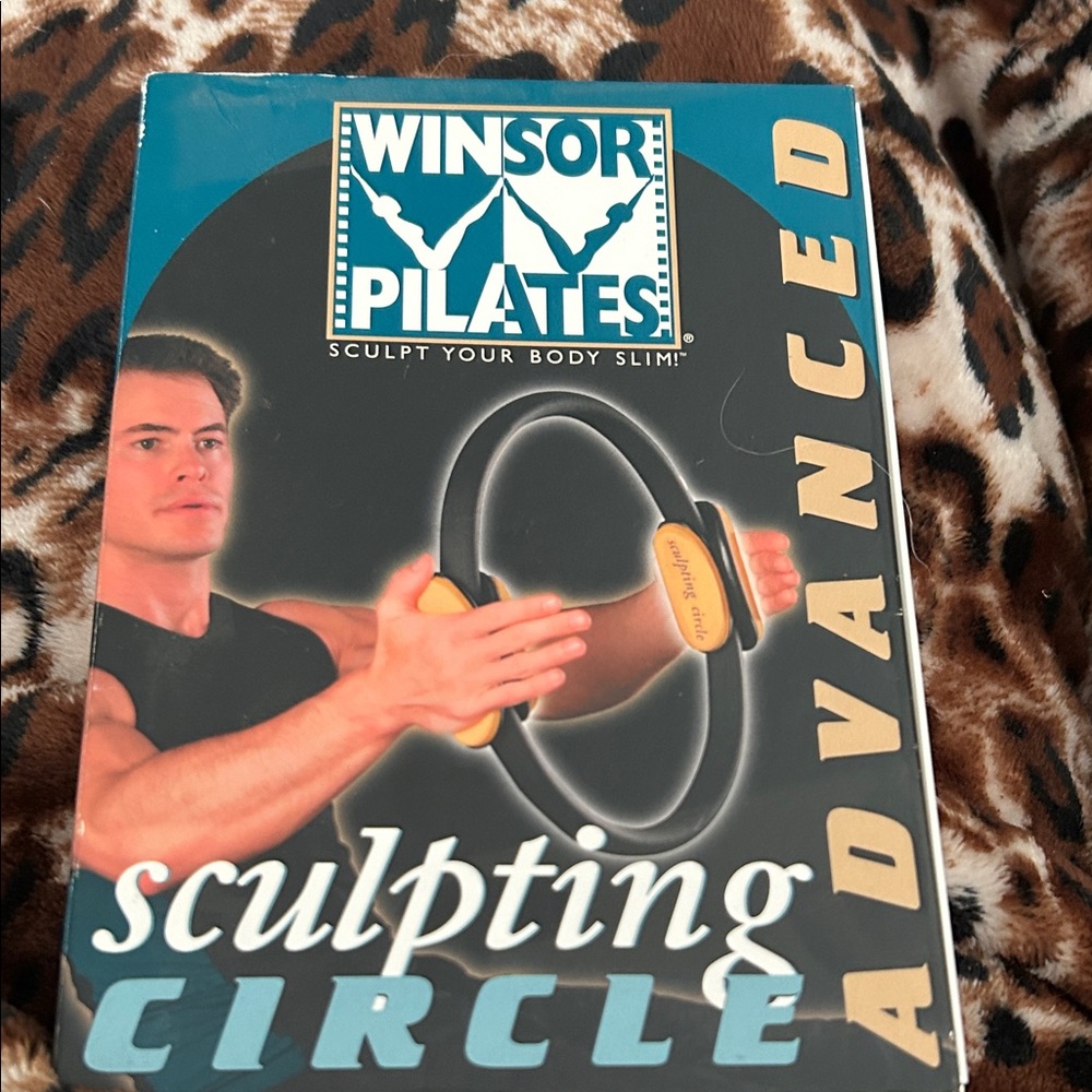 Windsor Pilates Sculpting Circle with Blue and White Design